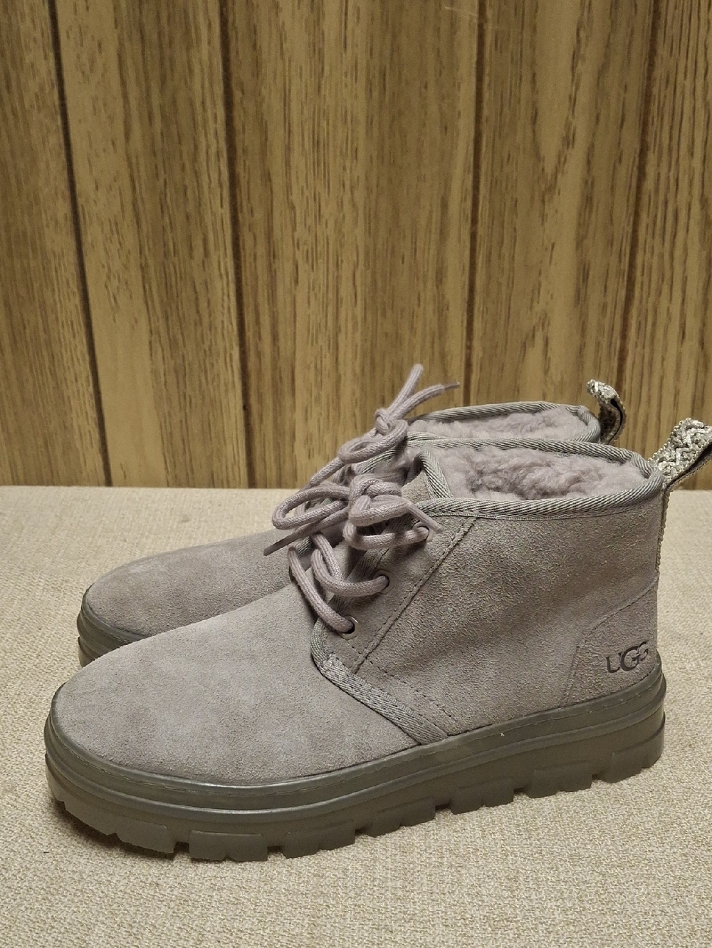 New UGG Light Gray Suede Lace-Up Ankle Boots Size 6/37